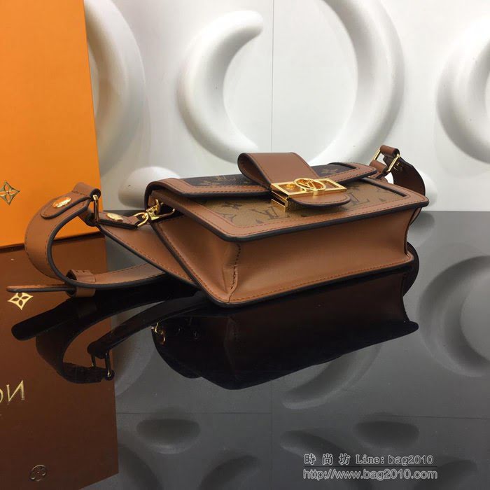 路易威登LV女包 頂級原單 M44586 2019早春走秀款 DAUPHINE 胸包 腰包 斜挎包  ydh2613